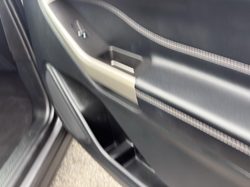 Ford Explorer photo 25