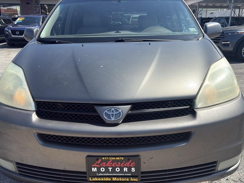 Toyota Sienna 5dr XLE FWD 7-Passenger (Natl) 2005