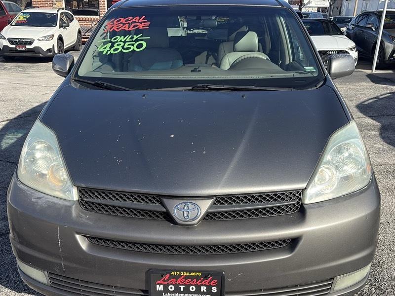 Toyota Sienna 5dr XLE FWD 7-Passenger (Natl) 2005