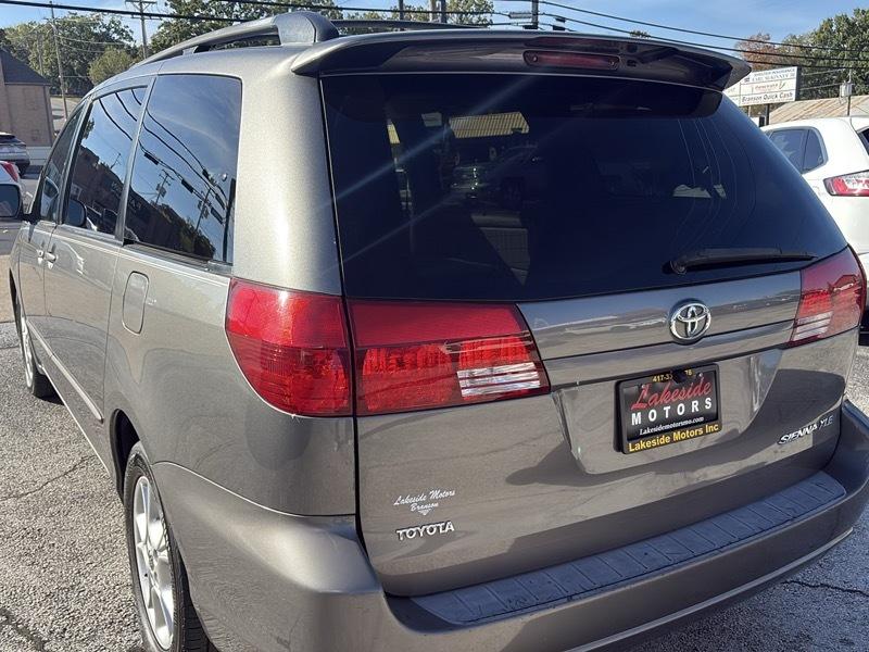 Toyota Sienna 5dr XLE FWD 7-Passenger (Natl) 2005