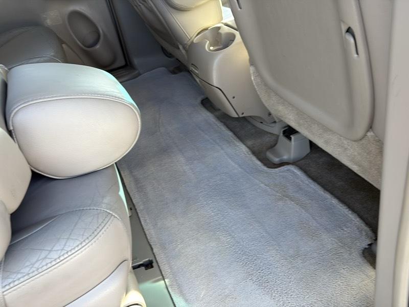 Toyota Sienna 5dr XLE FWD 7-Passenger (Natl) 2005