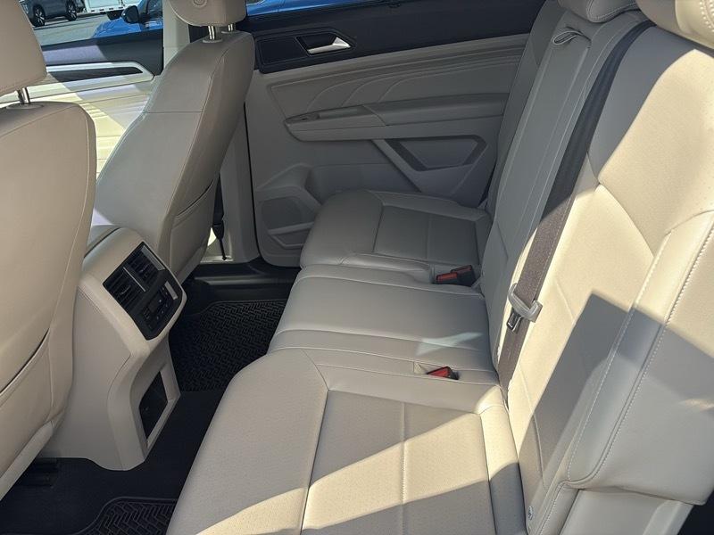 Volkswagen Atlas 2.0T SE FWD 2023