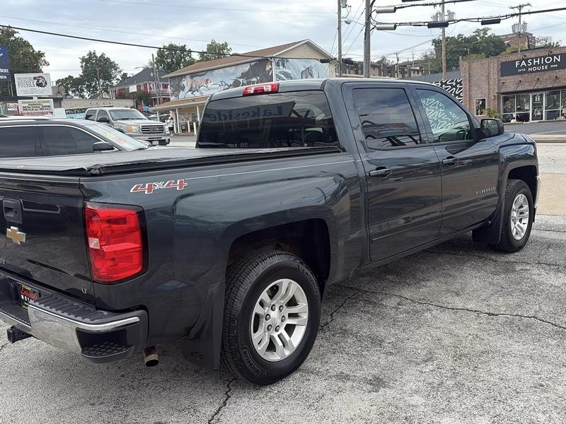 Chevrolet Silverado 1500 4WD Crew Cab 143.5" LT w/1LT 2017