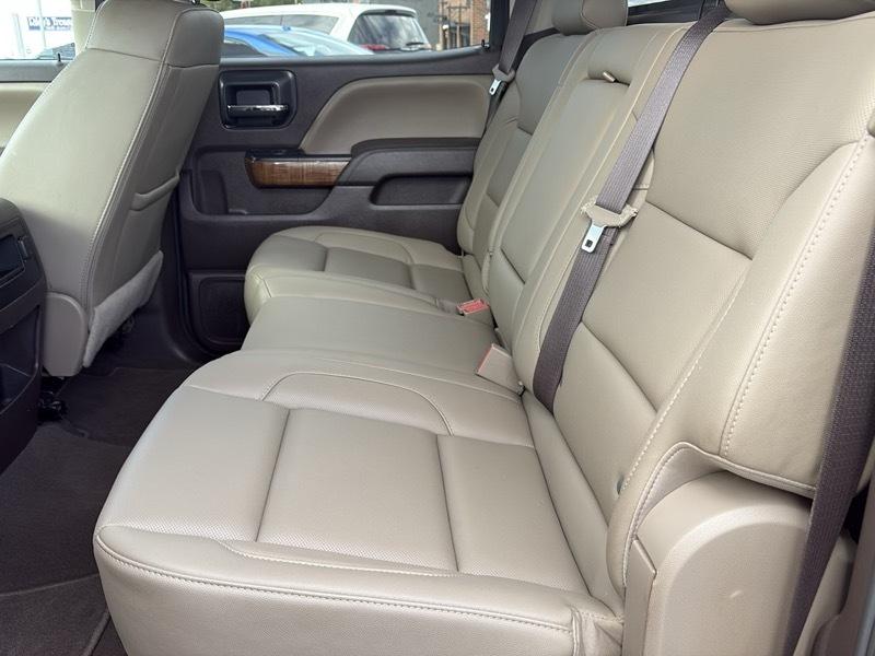 GMC Sierra 1500 4WD Crew Cab 143.5" SLT 2018