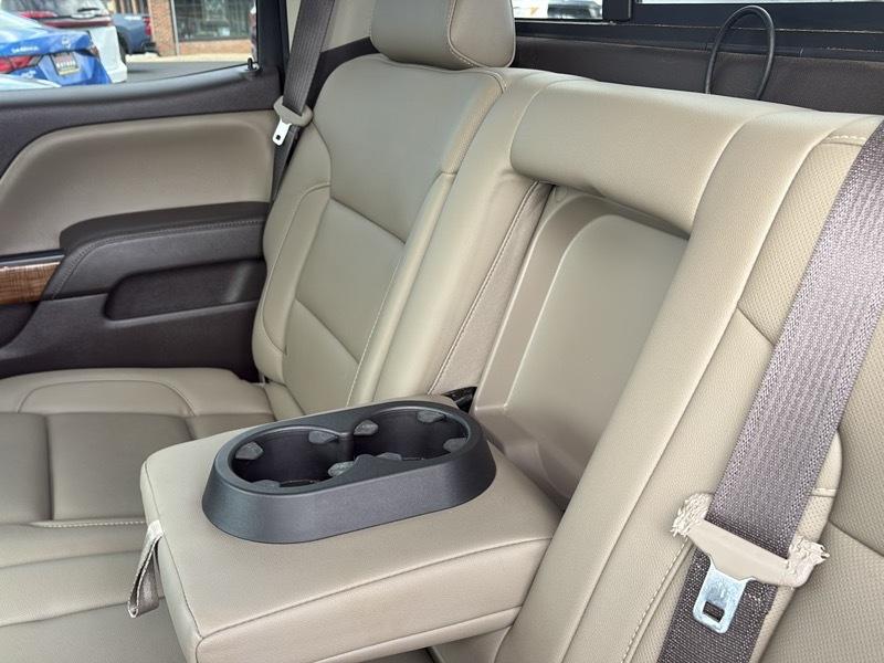 GMC Sierra 1500 4WD Crew Cab 143.5" SLT 2018