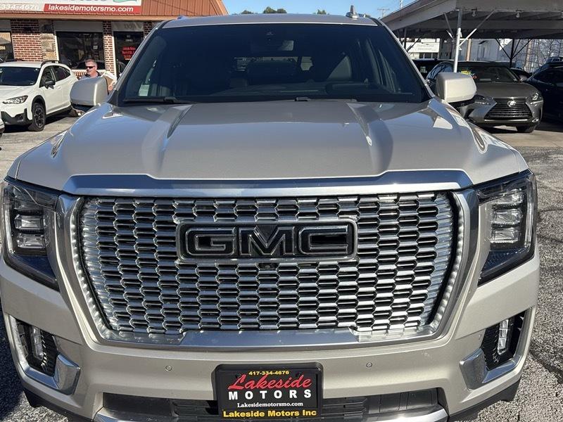 GMC Yukon XL 4WD 4dr Denali 2023