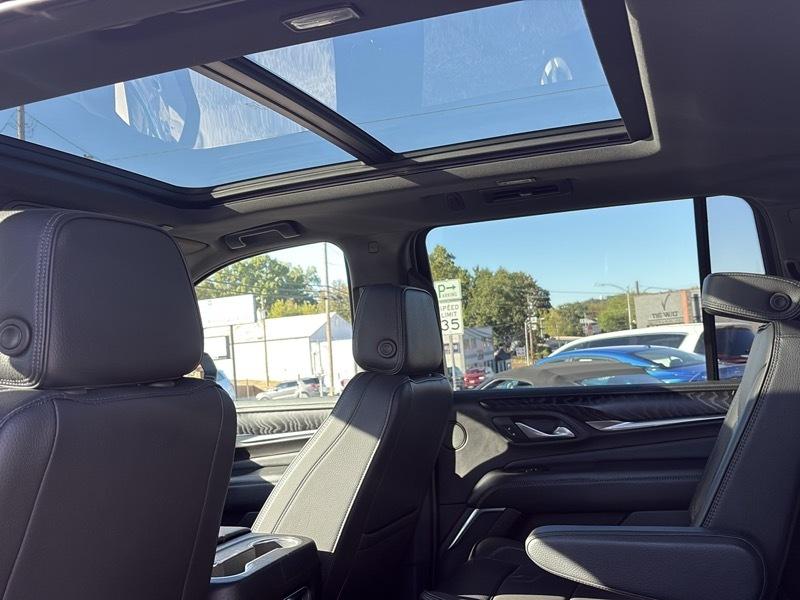 GMC Yukon XL 4WD 4dr Denali 2023