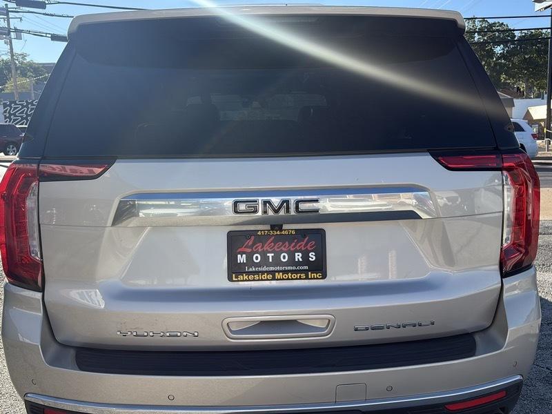 GMC Yukon XL 4WD 4dr Denali 2023