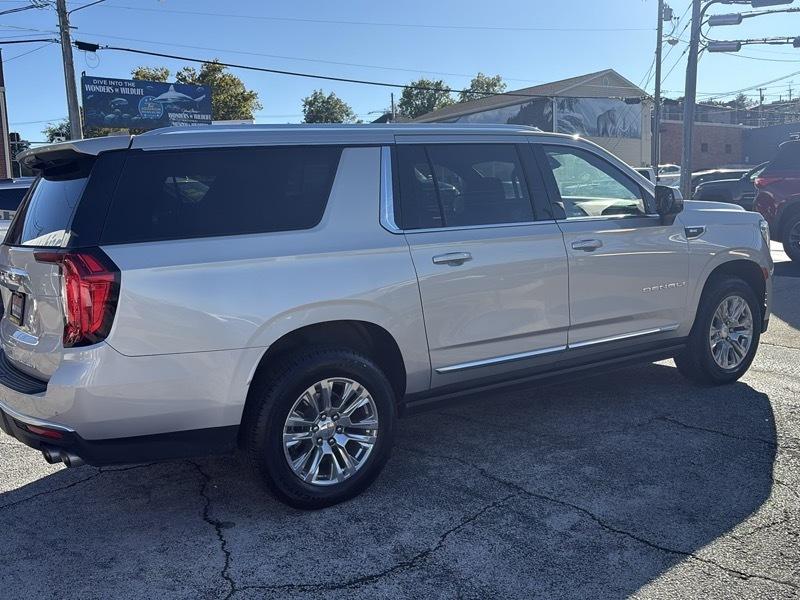 GMC Yukon XL 4WD 4dr Denali 2023