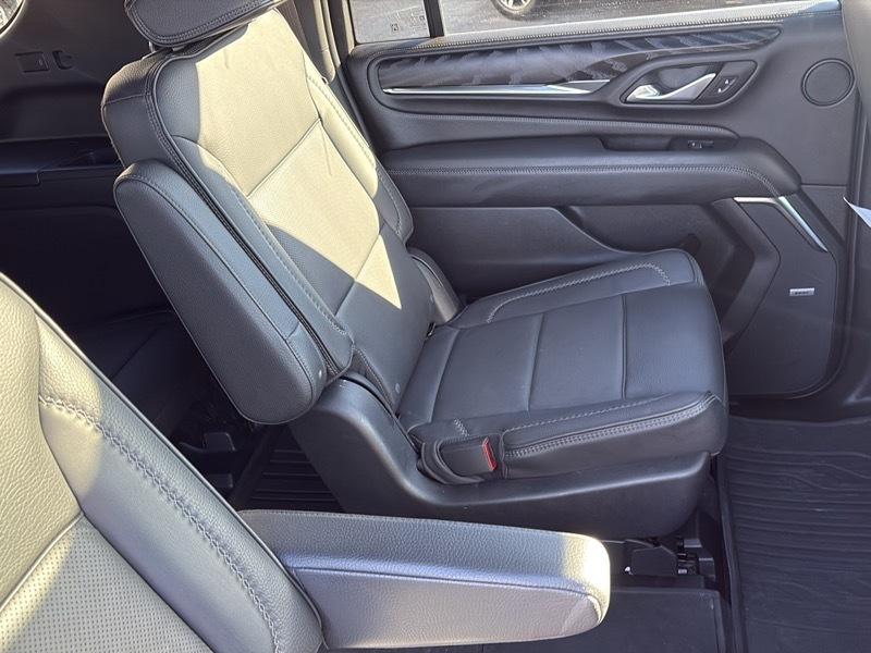 GMC Yukon XL 4WD 4dr Denali 2023