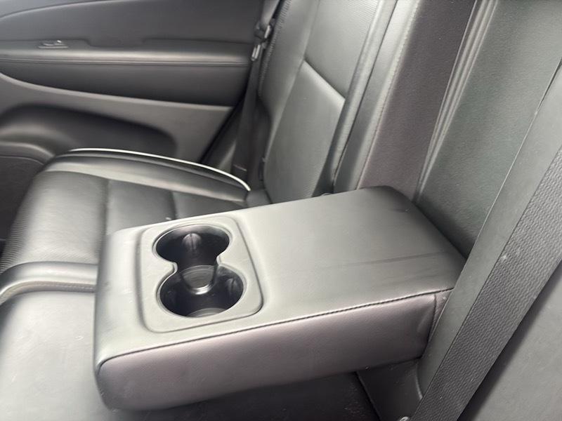 Jeep Grand Cherokee 4WD 4dr Overland 2011