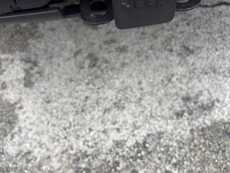 Jeep Grand Cherokee 4WD 4dr Overland 2011