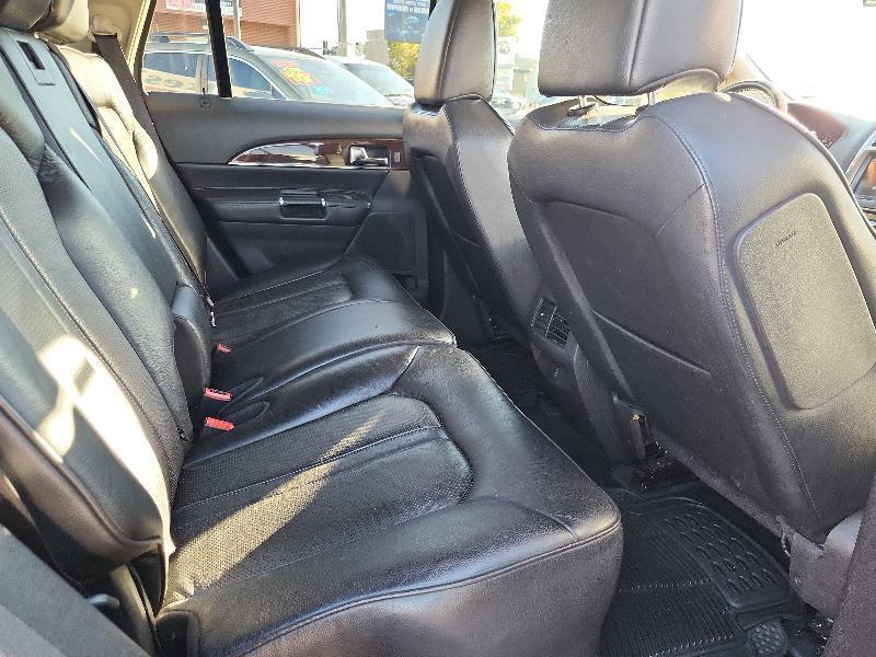 Lincoln MKX AWD 4dr 2012
