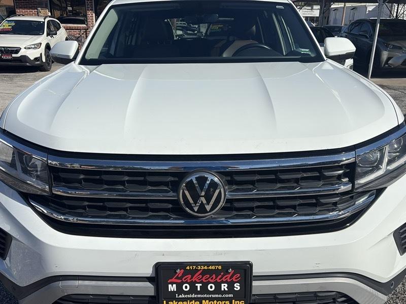 Volkswagen Atlas 2.0T SE w/Technology 4MOTION 2022