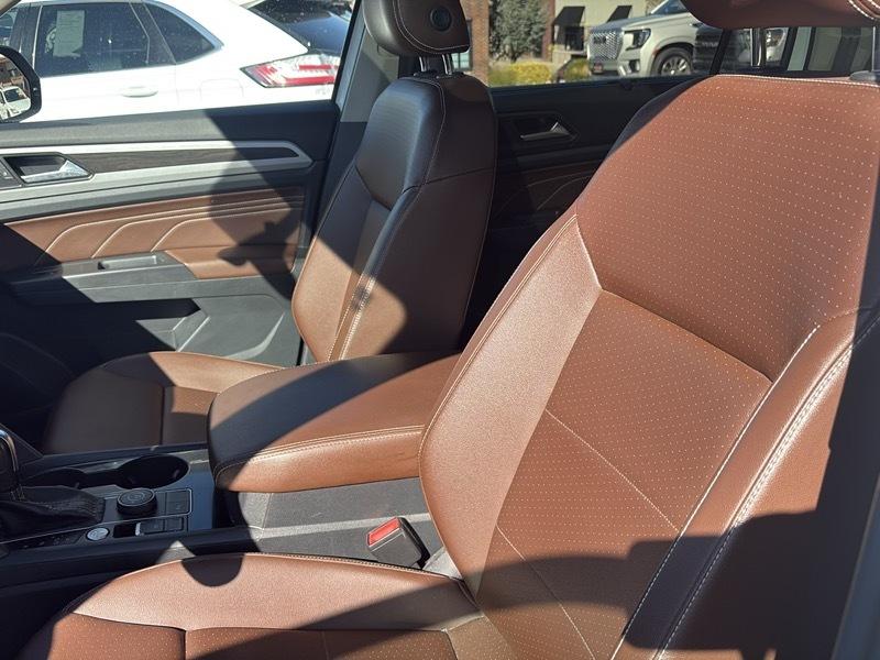 Volkswagen Atlas 2.0T SE w/Technology 4MOTION 2022