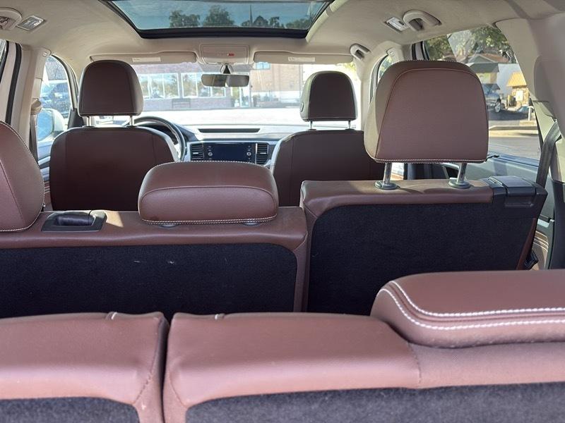 Volkswagen Atlas 2.0T SE w/Technology 4MOTION 2022