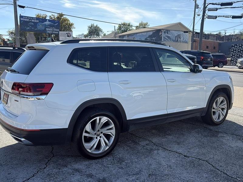 Volkswagen Atlas 2.0T SE w/Technology 4MOTION 2022
