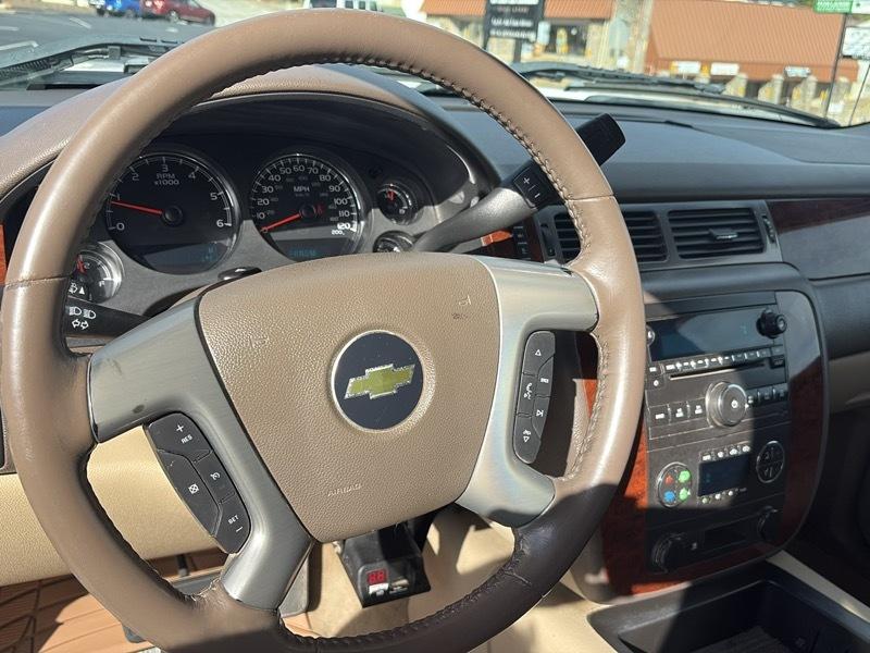 Chevrolet Silverado 1500 2WD Crew Cab 143.5" LTZ 2011