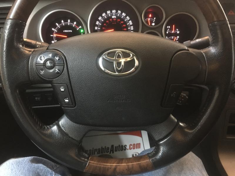 Toyota Tundra  2011 Toyota Tundra  2011