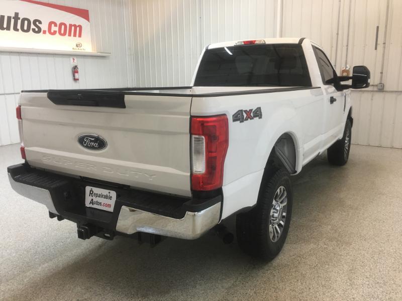 2019 Ford F-250 XL photo 3