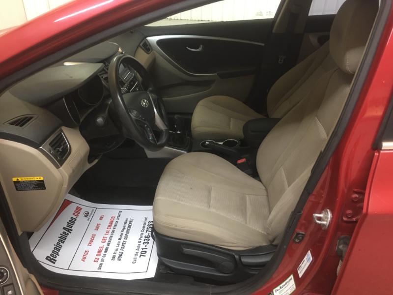 Hyundai Elantra GT  2013 Hyundai Elantra GT  2013