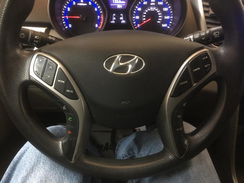 Hyundai Elantra GT  2013 Hyundai Elantra GT  2013