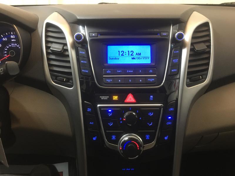 Hyundai Elantra GT  2013 Hyundai Elantra GT  2013