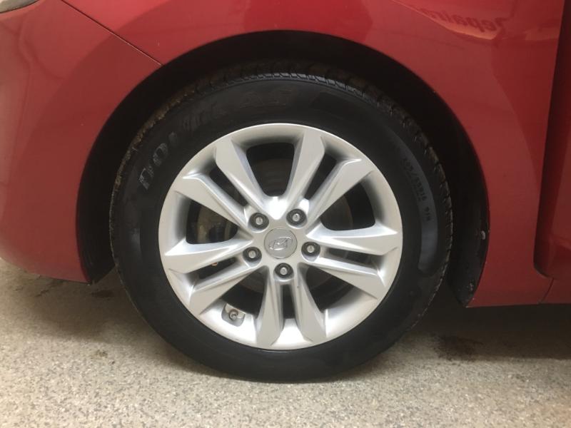 Hyundai Elantra GT  2013 Hyundai Elantra GT  2013