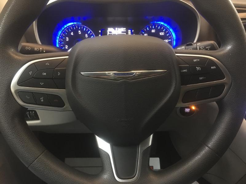 Chrysler Pacifica  2018