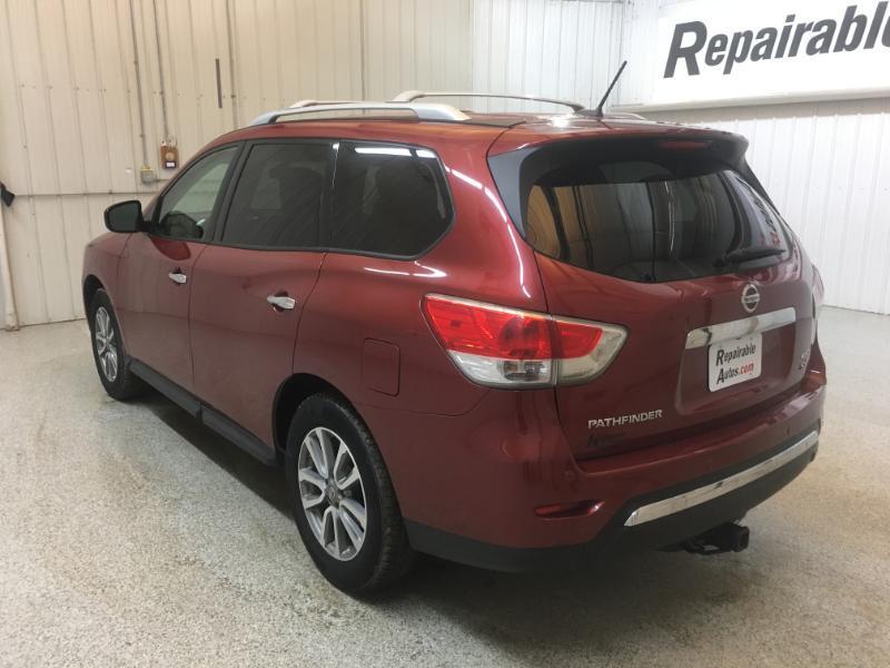 Nissan Pathfinder  2015