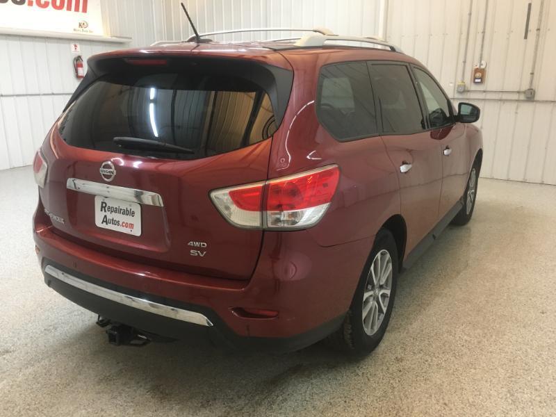 Nissan Pathfinder  2015