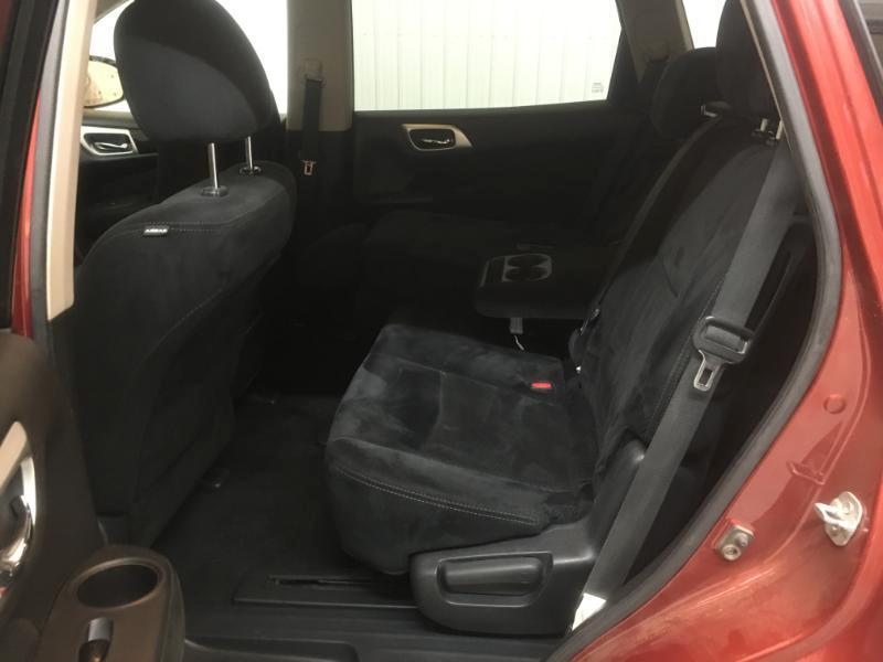 Nissan Pathfinder  2015