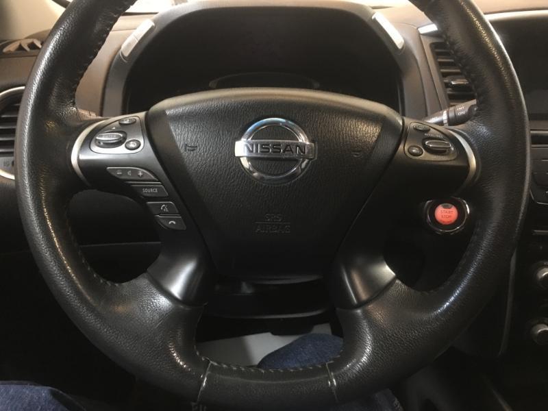 Nissan Pathfinder  2015