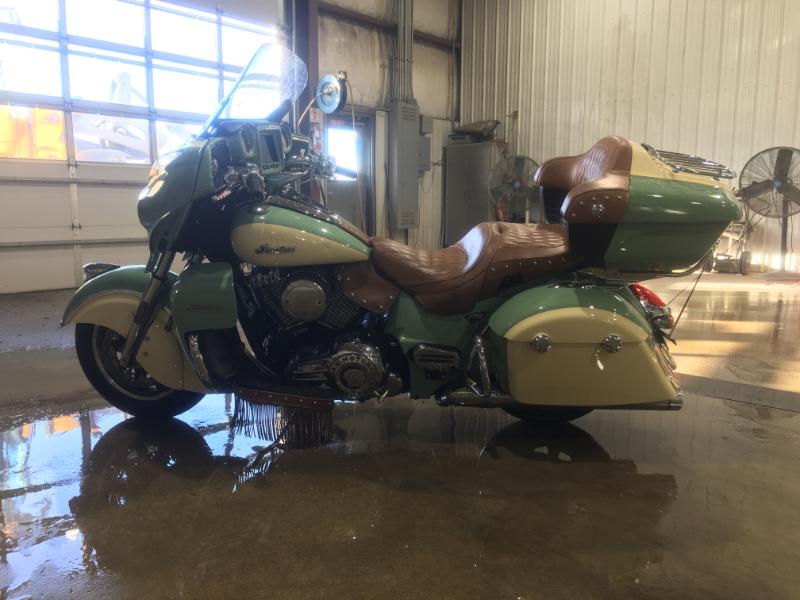 Indian Roadmaster  2017