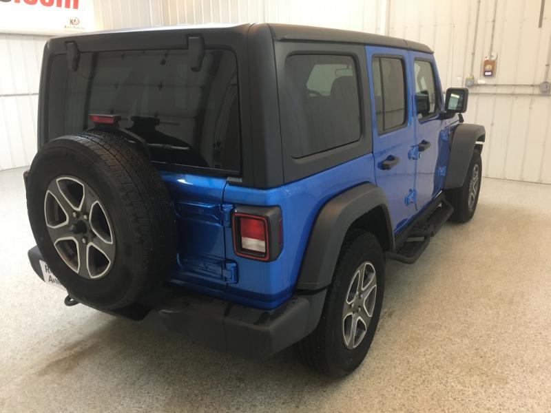 Jeep Wrangler  2022