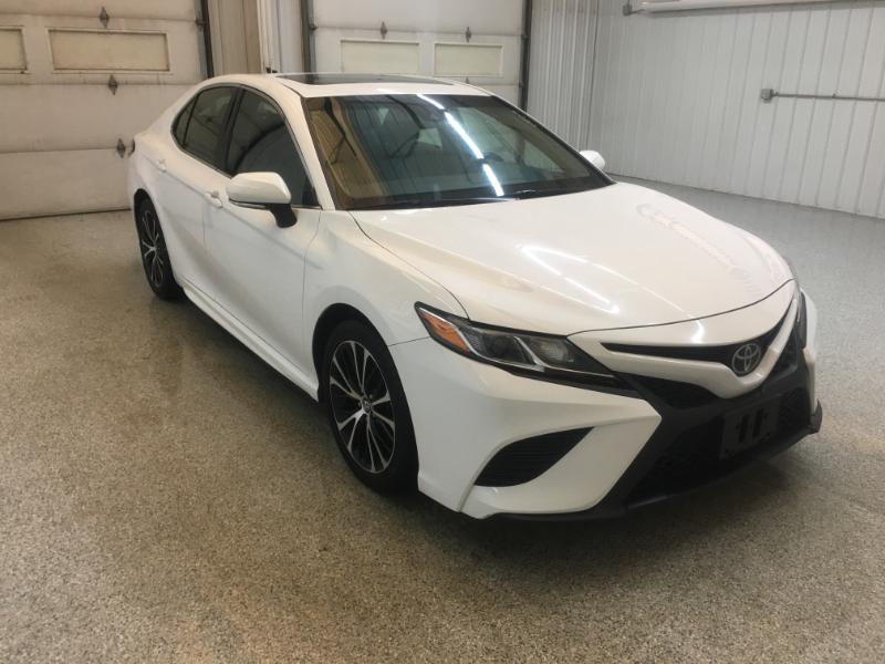 Toyota Camry  2018