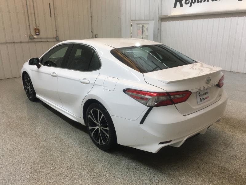 Toyota Camry  2018