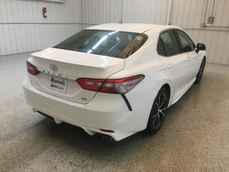 Toyota Camry  2018