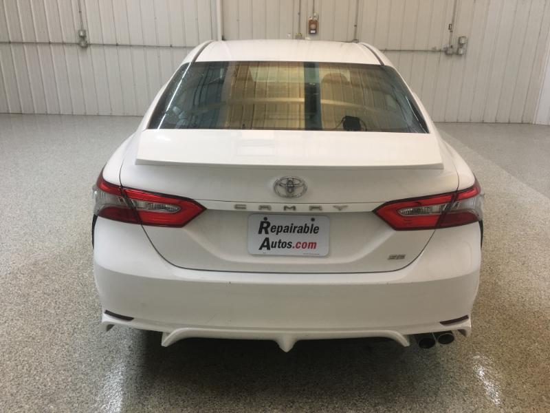 Toyota Camry  2018