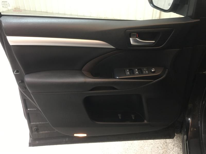 Toyota Highlander  2017