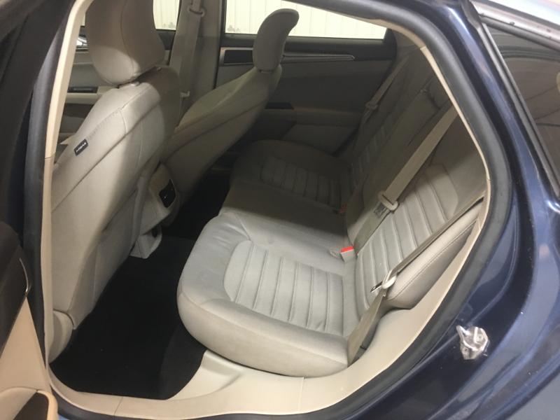 Ford Fusion Hybrid  2019