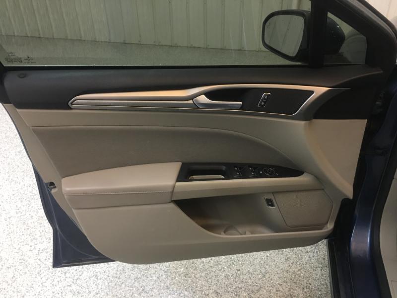 Ford Fusion Hybrid  2019