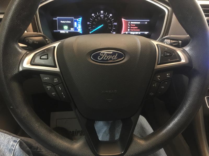 Ford Fusion Hybrid  2019