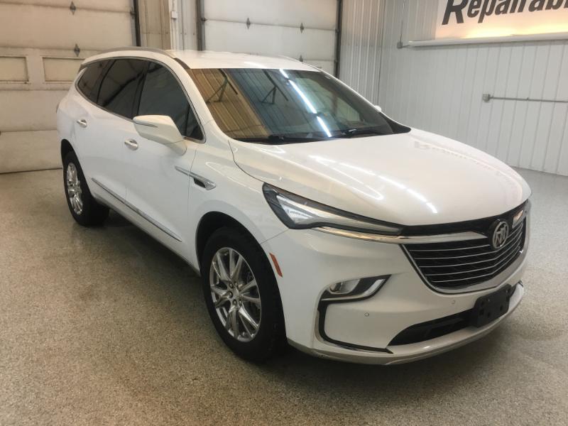 Buick Enclave  2022