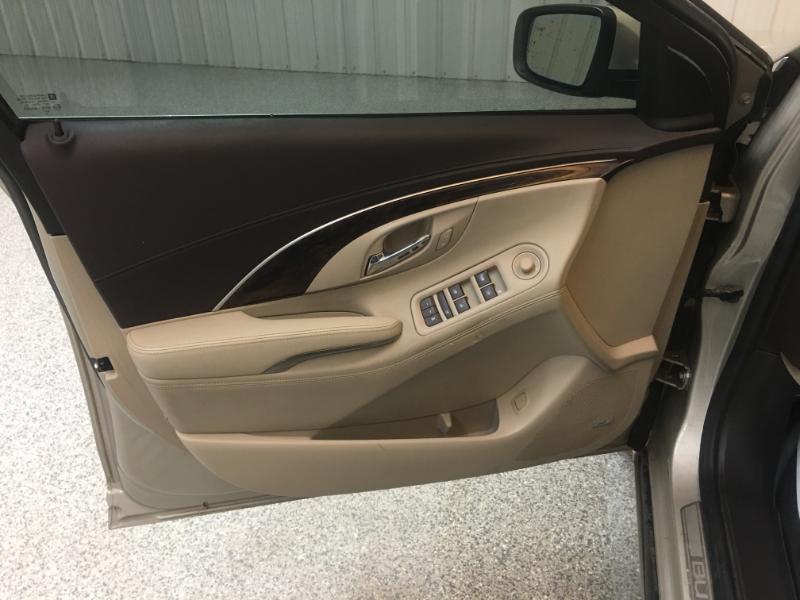 Buick LaCrosse  2016