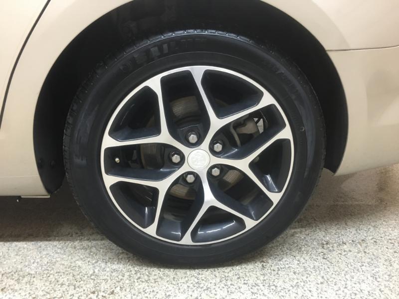 Buick LaCrosse  2016