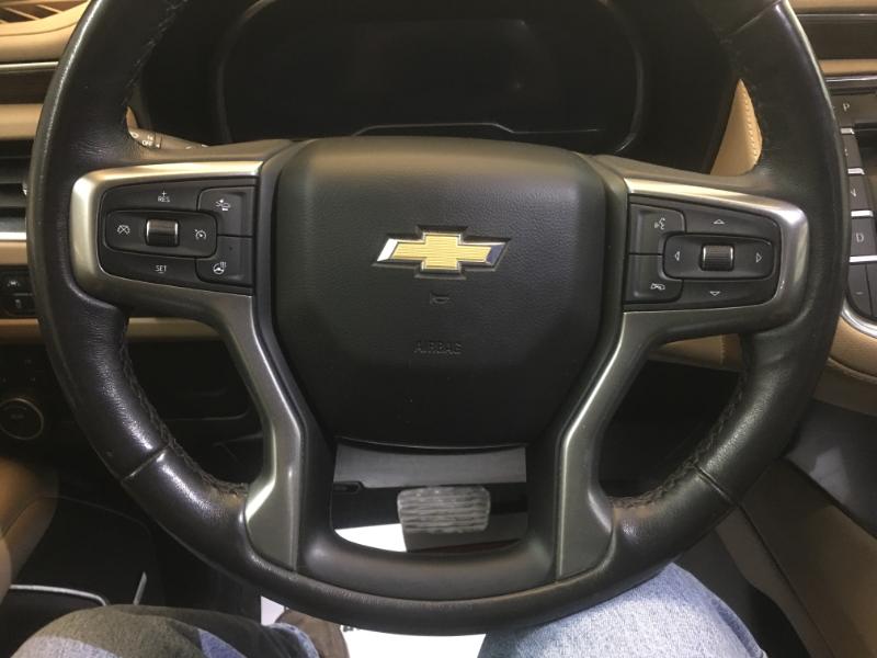 Chevrolet Suburban  2022