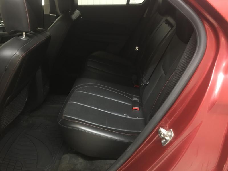 Chevrolet Equinox  2011