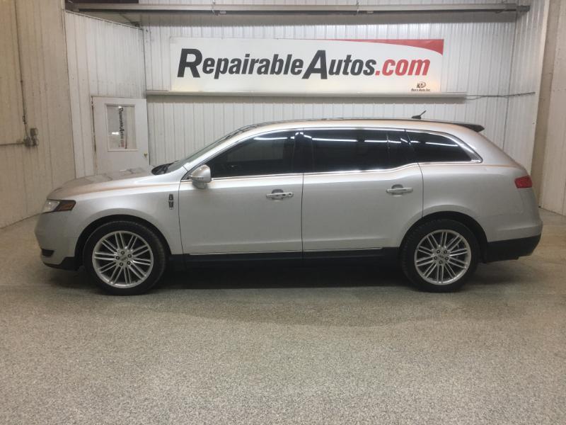 Lincoln MKT  2014