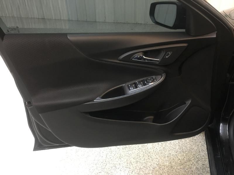 Chevrolet Malibu  2018